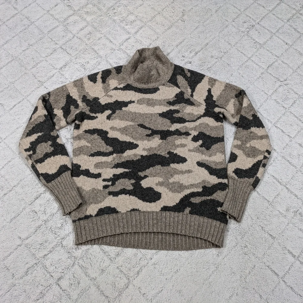 Christian Siriano NY Sweater Women's M Beige Gray Camo Wool Blend Mock Neck